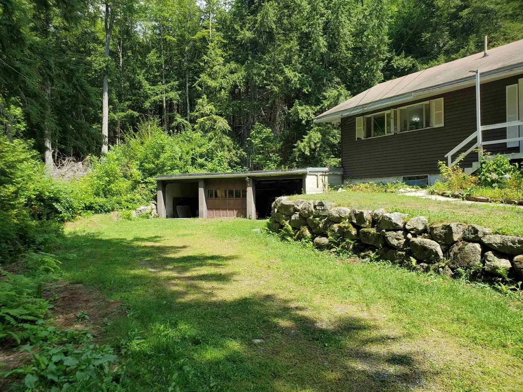 339 Lakeshore Drive New London NH 03257