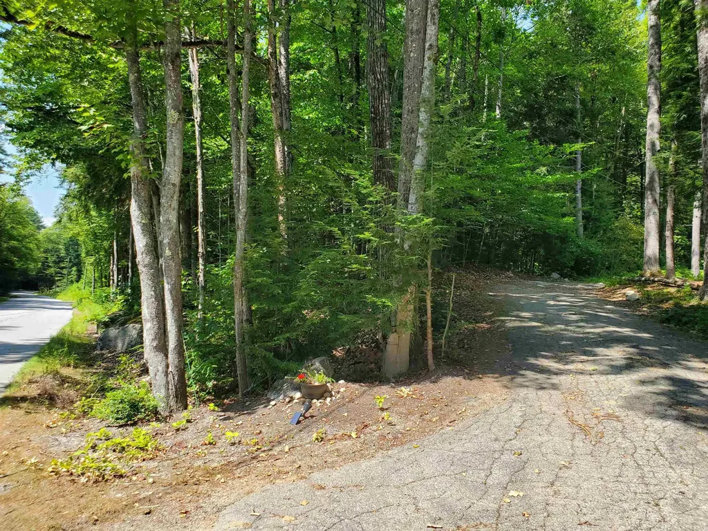 339 Lakeshore Drive New London NH 03257