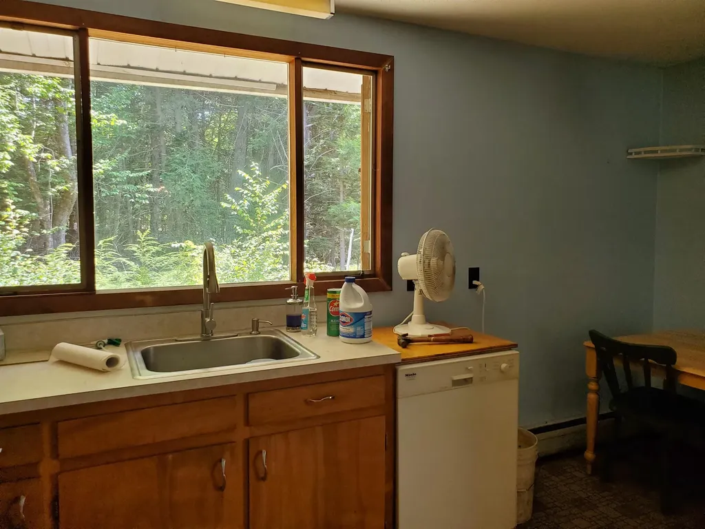 339 Lakeshore Drive New London NH 03257