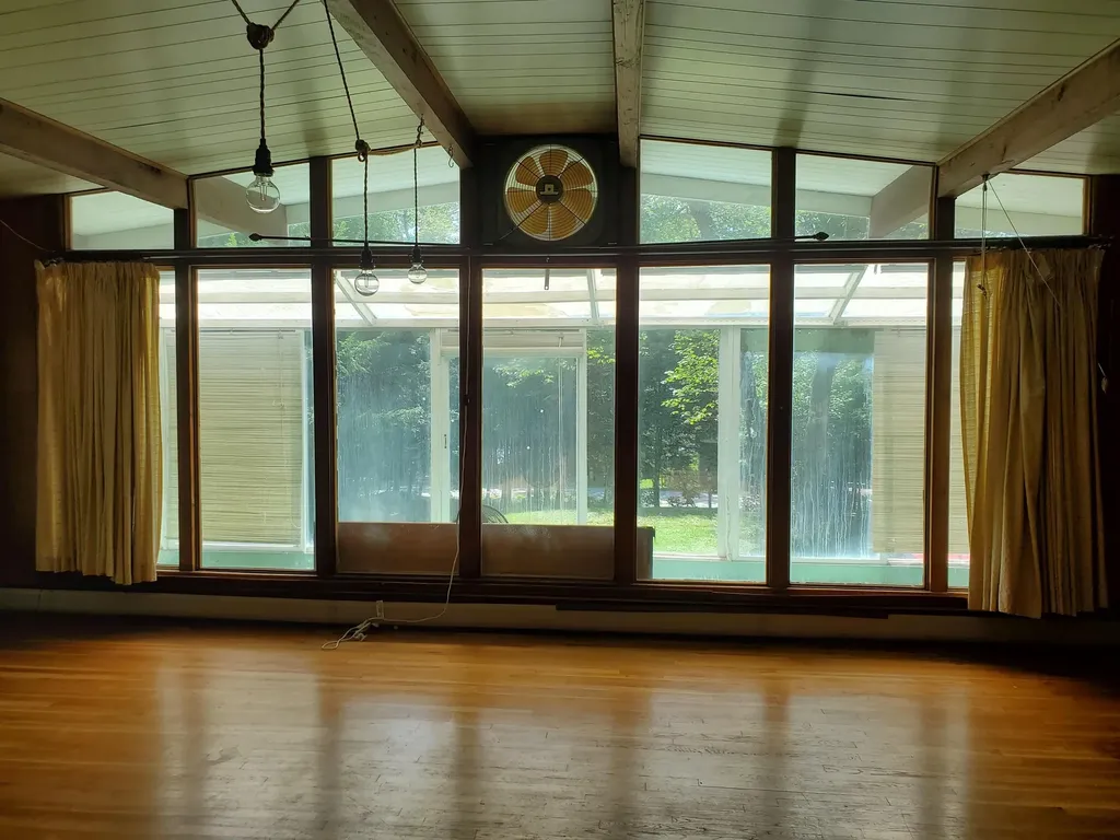 339 Lakeshore Drive New London NH 03257