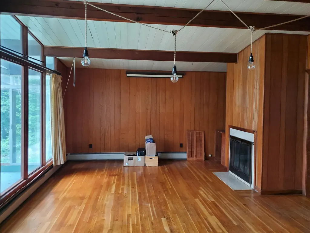 339 Lakeshore Drive New London NH 03257