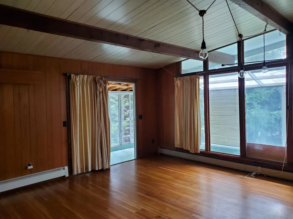 339 Lakeshore Drive New London NH 03257