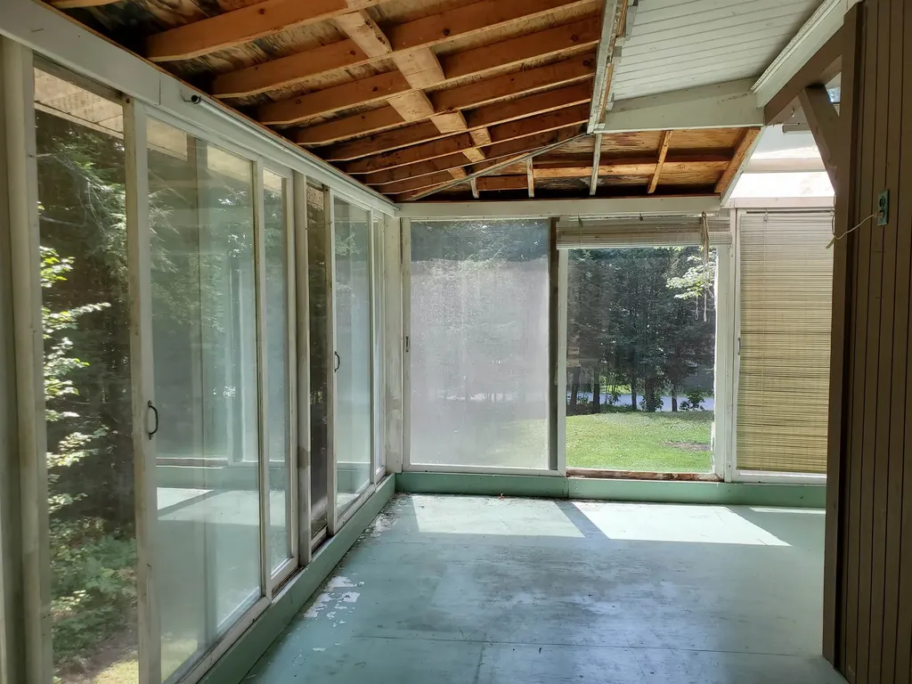 339 Lakeshore Drive New London NH 03257