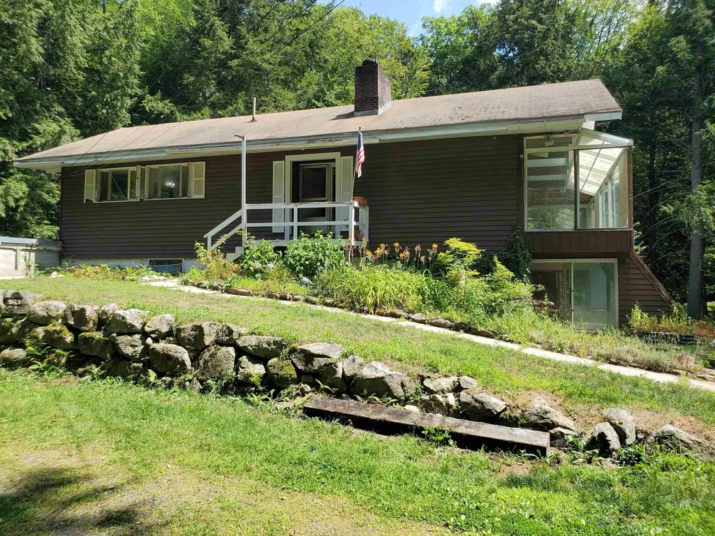 339 Lakeshore Drive New London NH 03257