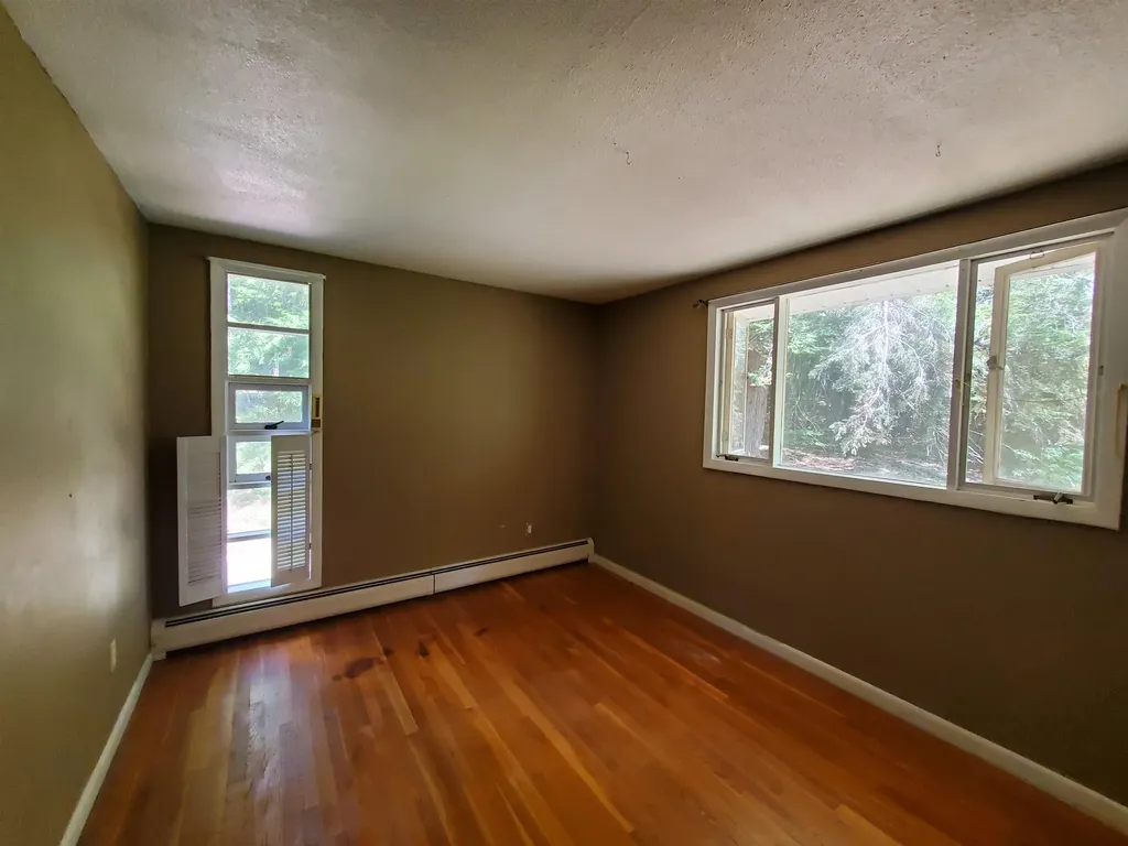 339 Lakeshore Drive New London NH 03257