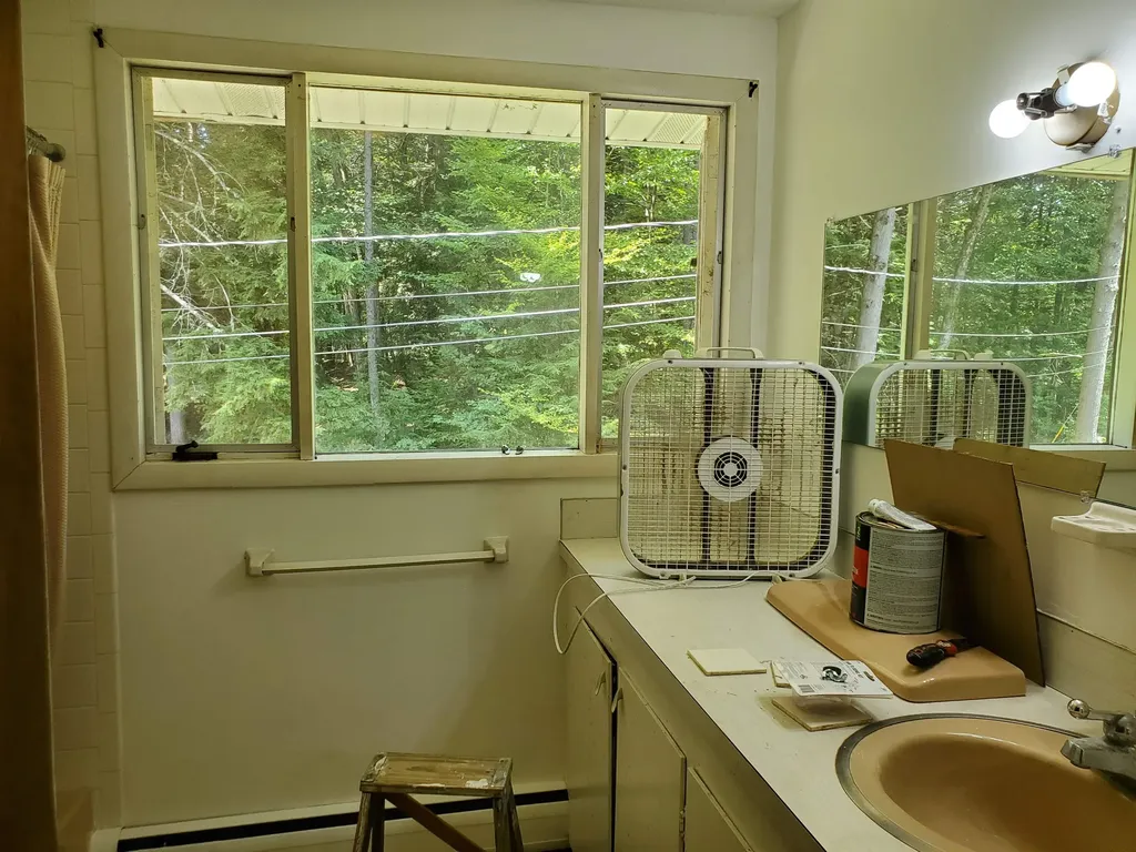 339 Lakeshore Drive New London NH 03257