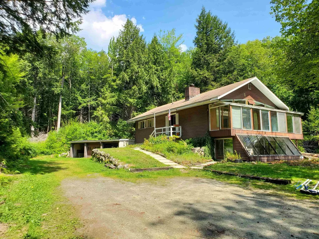 339 Lakeshore Drive New London NH 03257