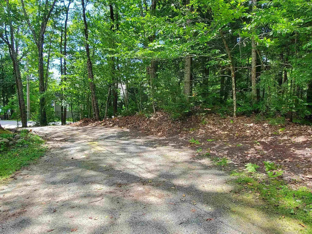 339 Lakeshore Drive New London NH 03257