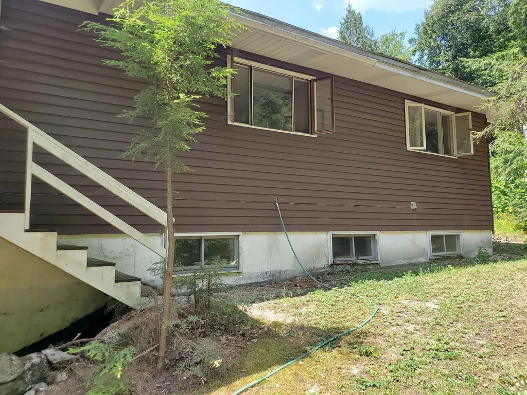 339 Lakeshore Drive New London NH 03257