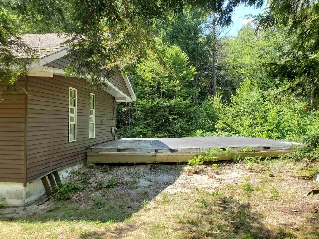 339 Lakeshore Drive New London NH 03257