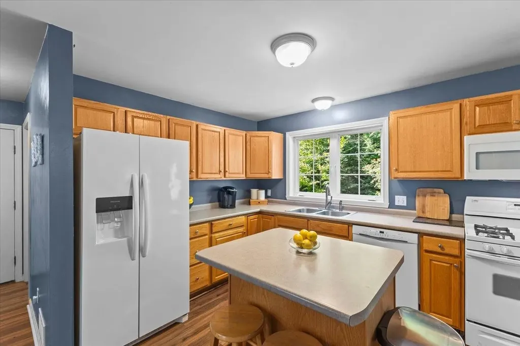 13 Edward Street Milton VT 05468