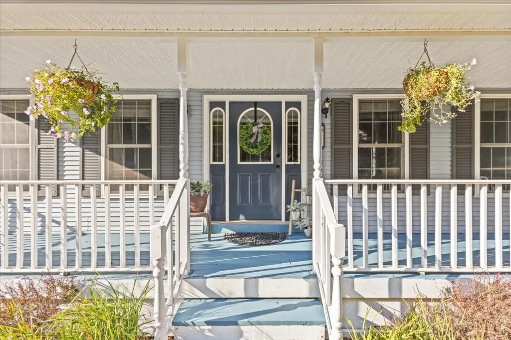 13 Edward Street Milton VT 05468