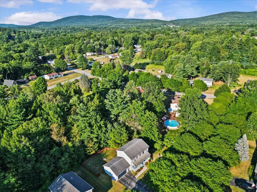 13 Edward Street Milton VT 05468