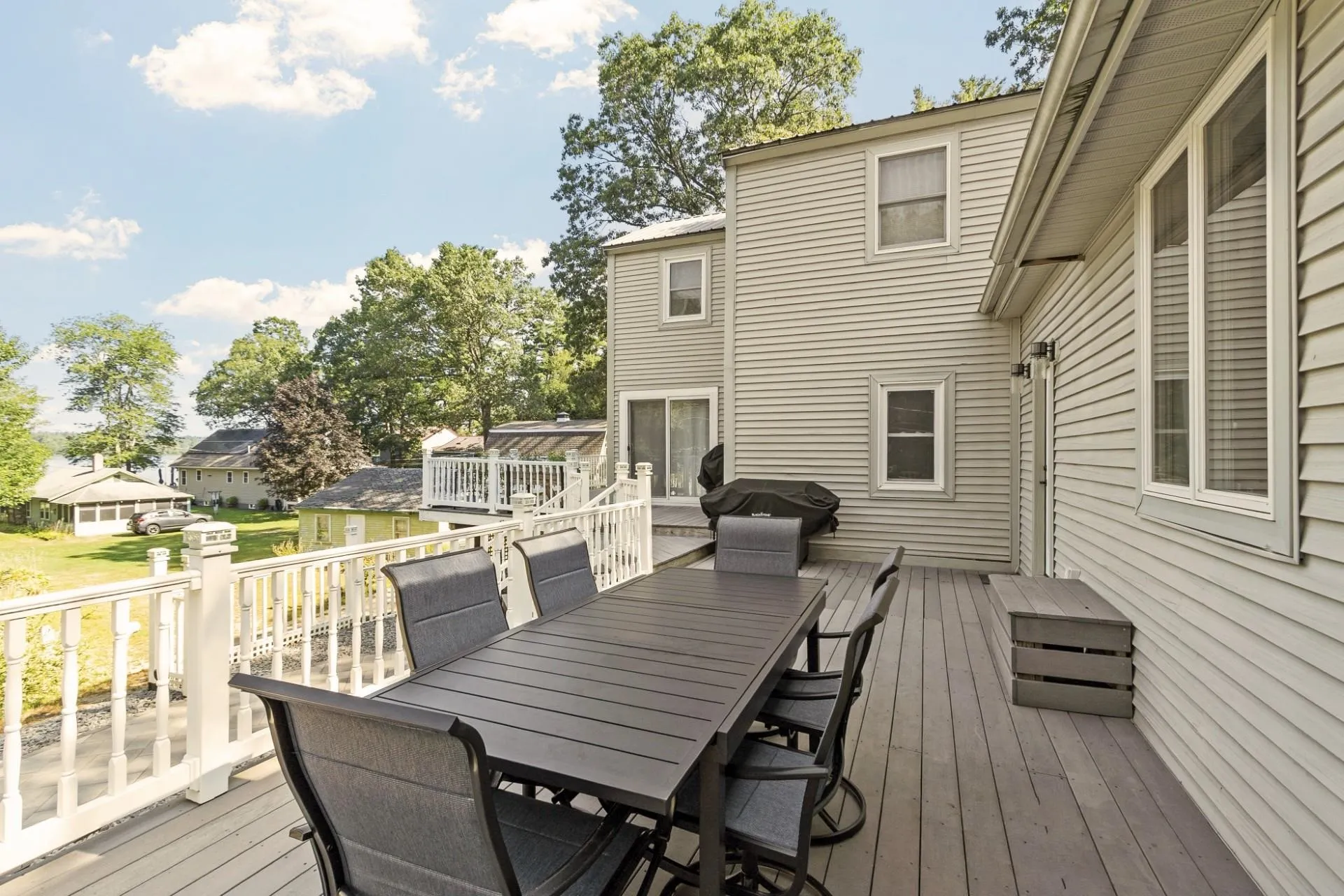 32 Main Street Kingston NH 03848