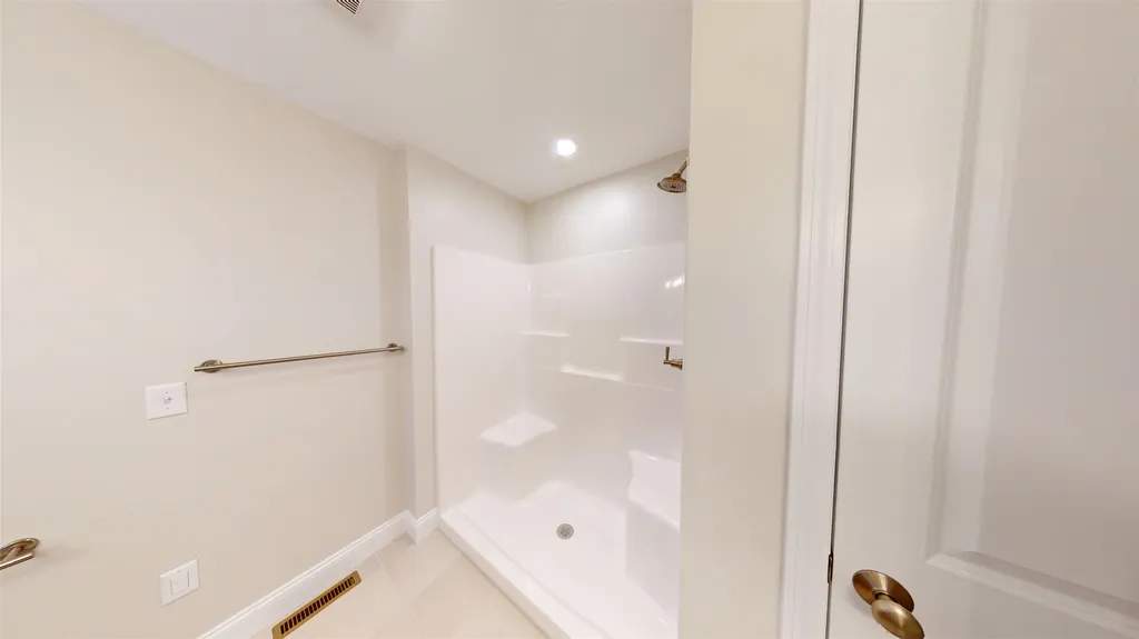 3A Connor Court Epping NH 03042