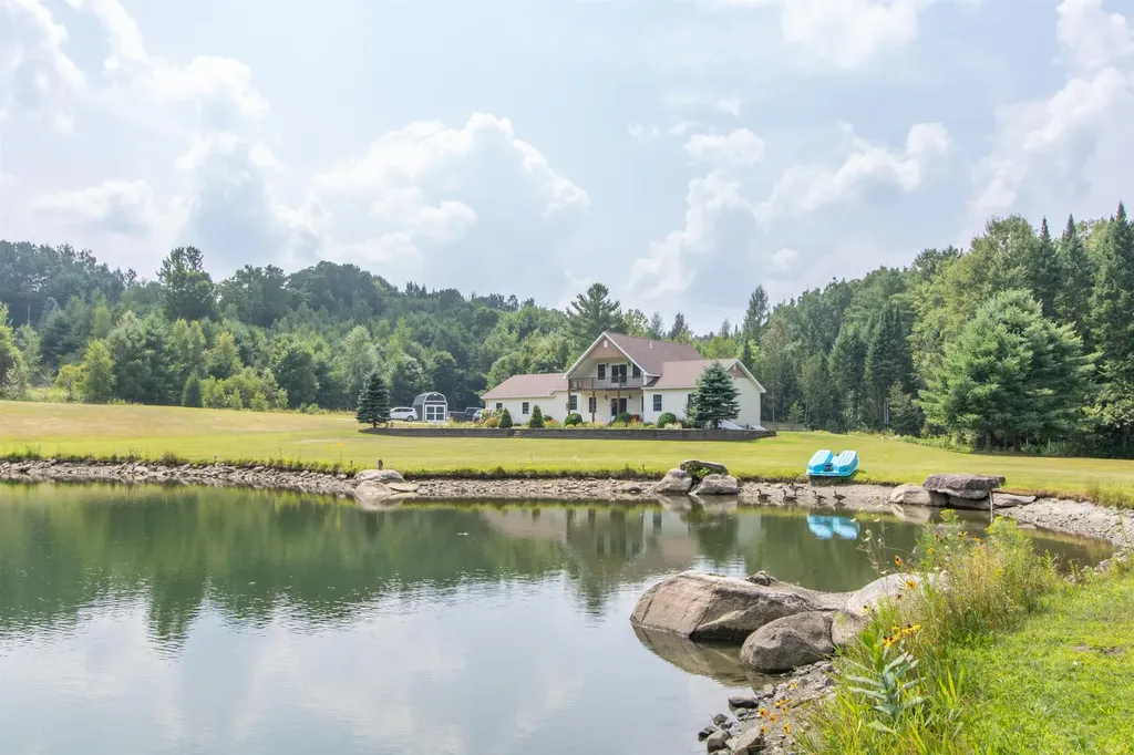 4141 Hinman Settler Road Brownington VT 05860