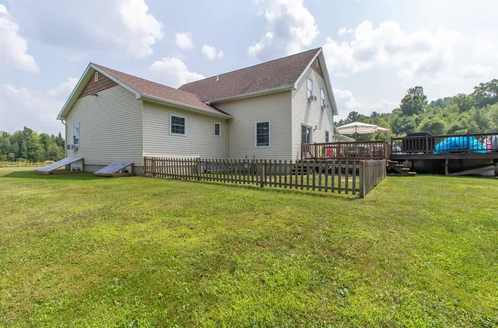 4141 Hinman Settler Road Brownington VT 05860