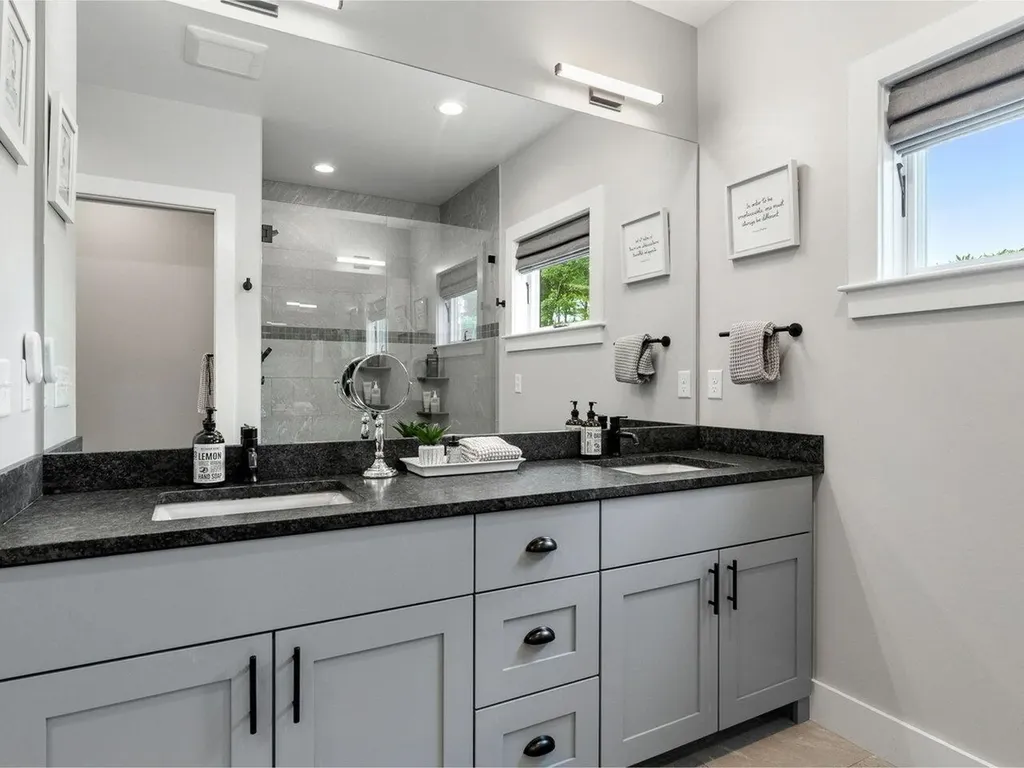64 Henry Way St. George VT 05495