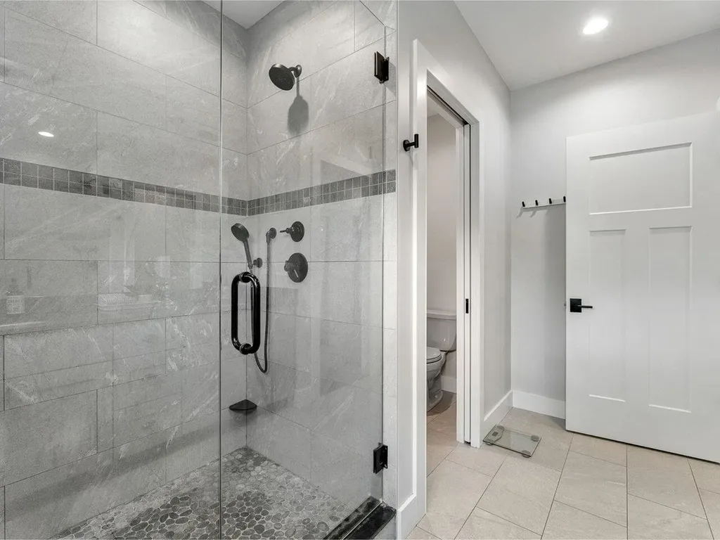 64 Henry Way St. George VT 05495