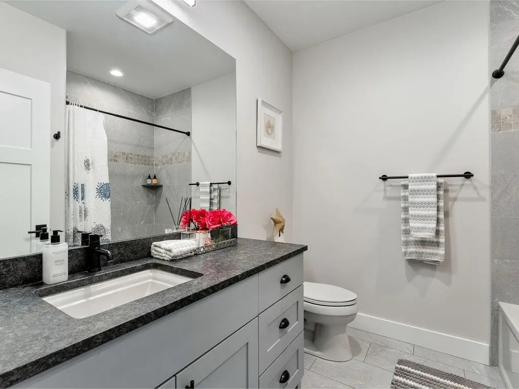 64 Henry Way St. George VT 05495