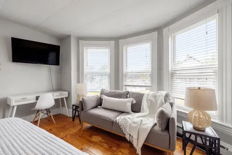 792 Grove Street Manchester NH 03103