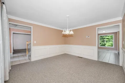 12 Hibiscus Way Nashua NH 03062