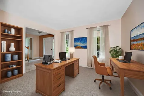 12 Hibiscus Way Nashua NH 03062