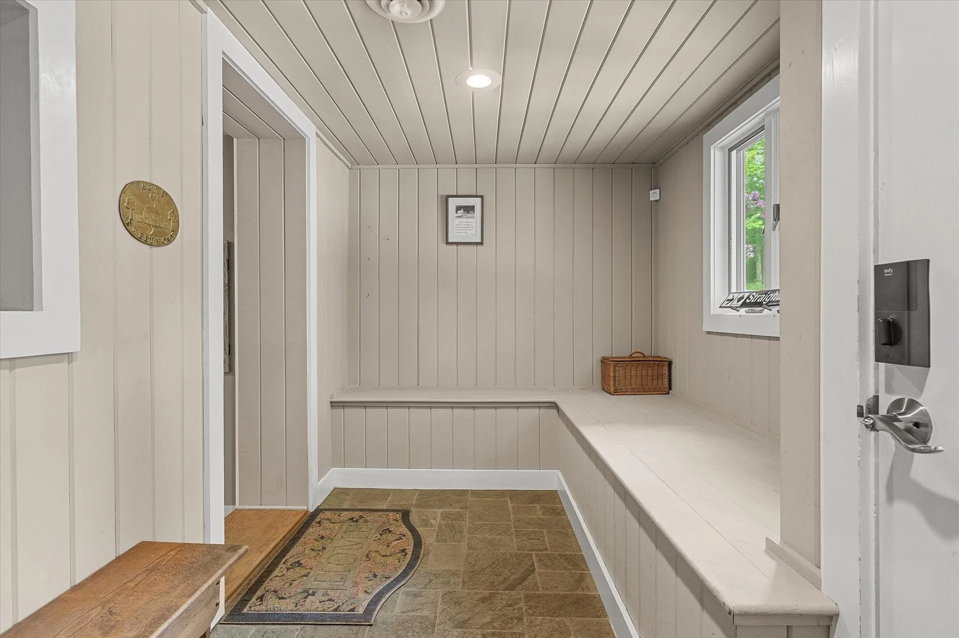 202 Pratt Bridge Road Jamaica VT 05343