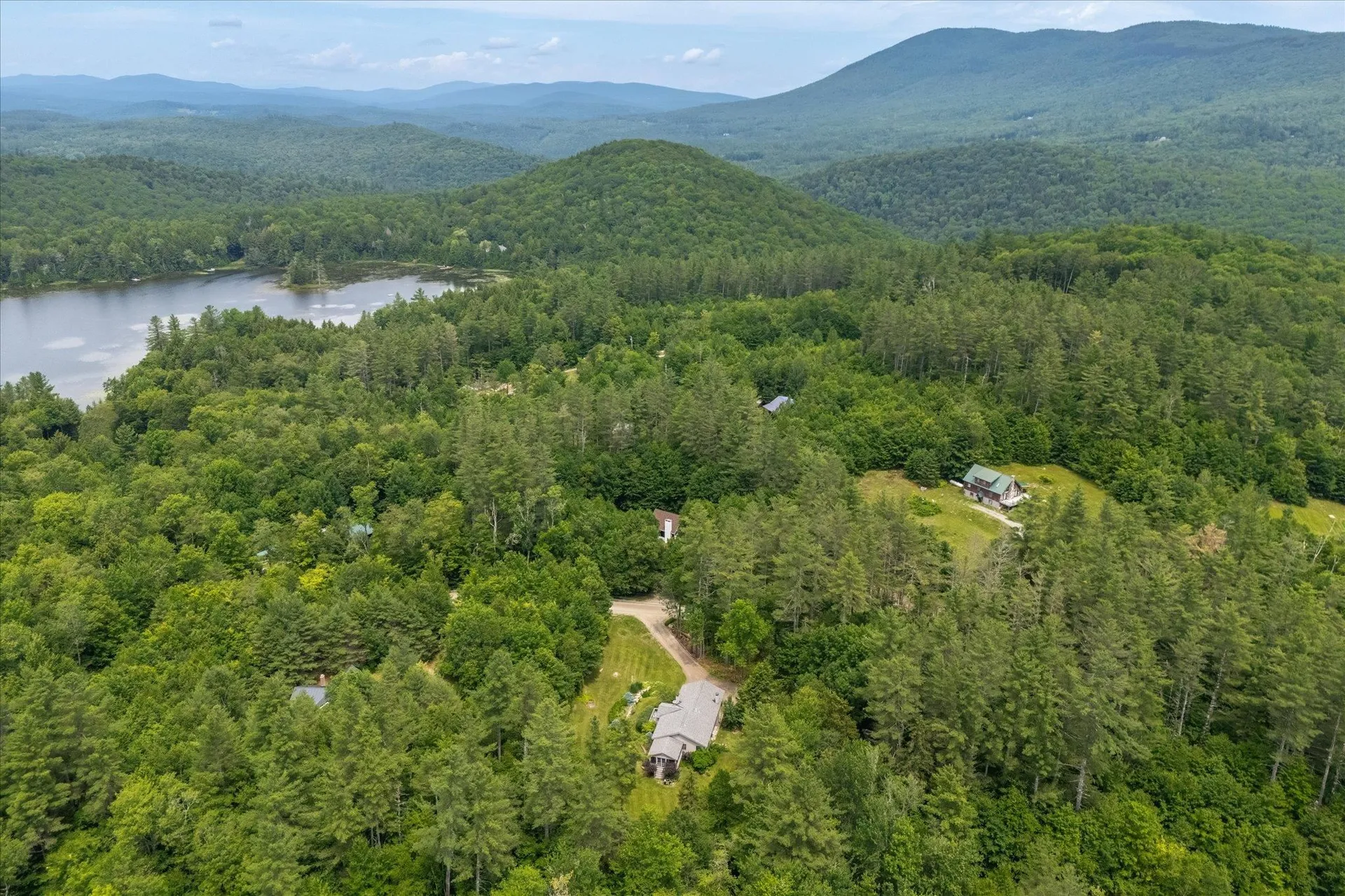 202 Pratt Bridge Road Jamaica VT 05343