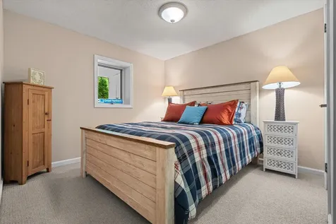 202 Pratt Bridge Road Jamaica VT 05343