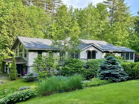 202 Pratt Bridge Road Jamaica VT 05343