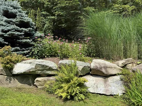 202 Pratt Bridge Road Jamaica VT 05343