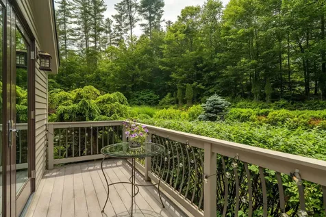 202 Pratt Bridge Road Jamaica VT 05343