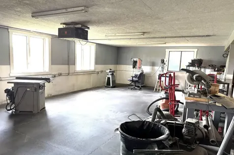 2631 North Grove Street Rutland City VT 05701