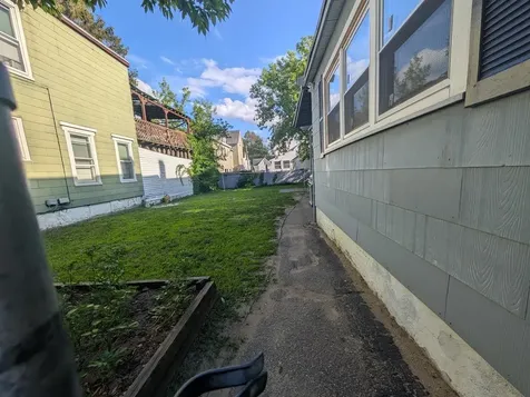 274 Douglas Street Manchester NH 03102-4314