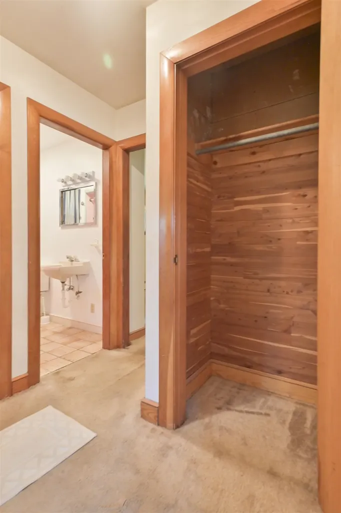 55 Epping Street Raymond NH 03077
