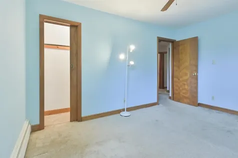 55 Epping Street Raymond NH 03077