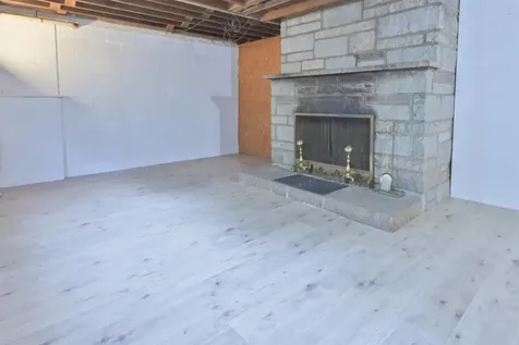 55 Epping Street Raymond NH 03077