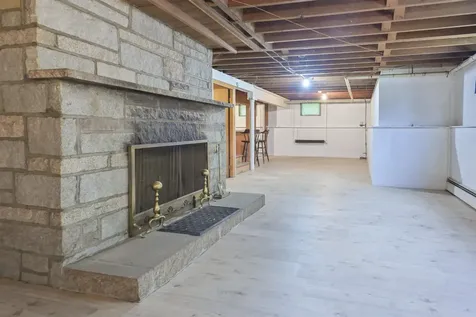 55 Epping Street Raymond NH 03077