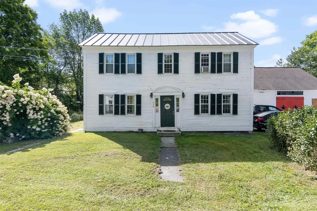 476 Vt Route 25 Topsham VT 05086