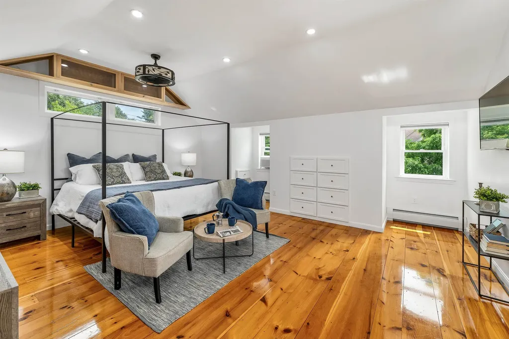 89 Kendall Pond Road Windham NH 03087
