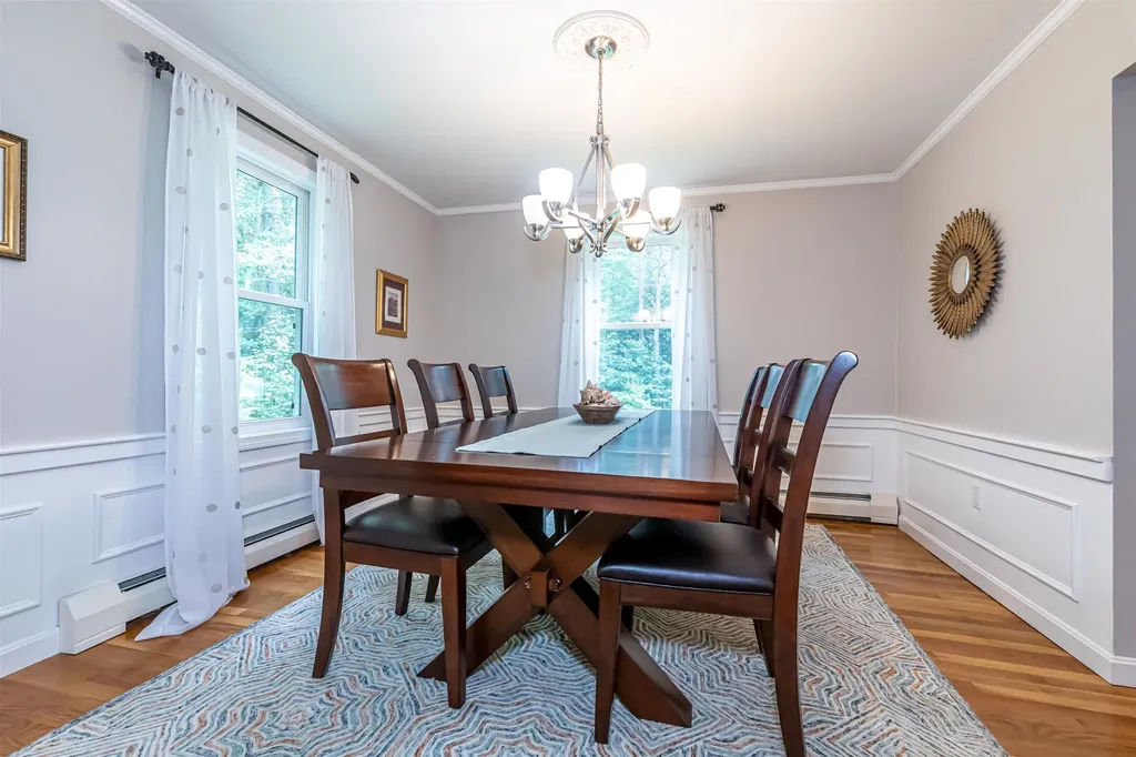 14 Briarwood Lane Amherst NH 03031