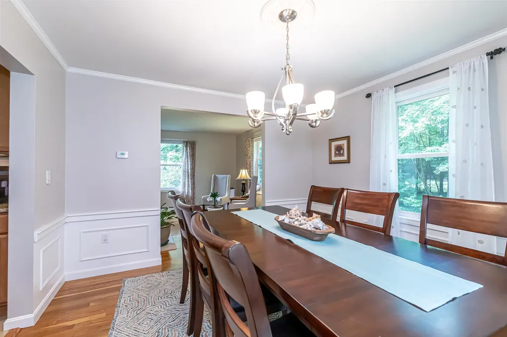 14 Briarwood Lane Amherst NH 03031