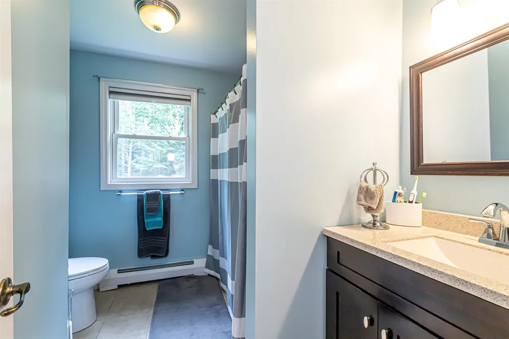 14 Briarwood Lane Amherst NH 03031