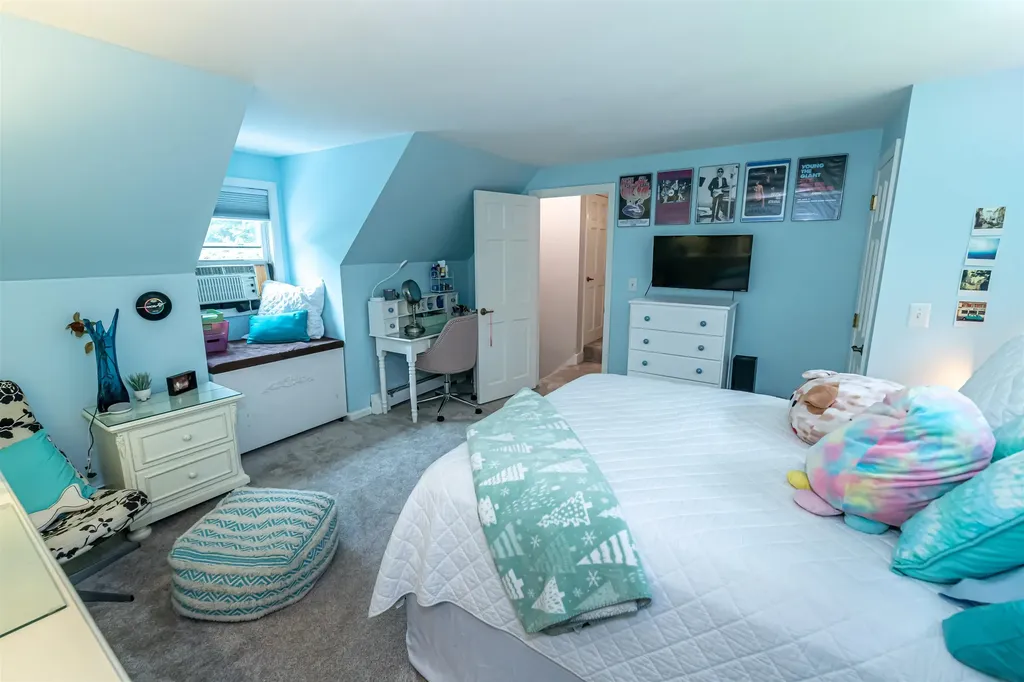 14 Briarwood Lane Amherst NH 03031