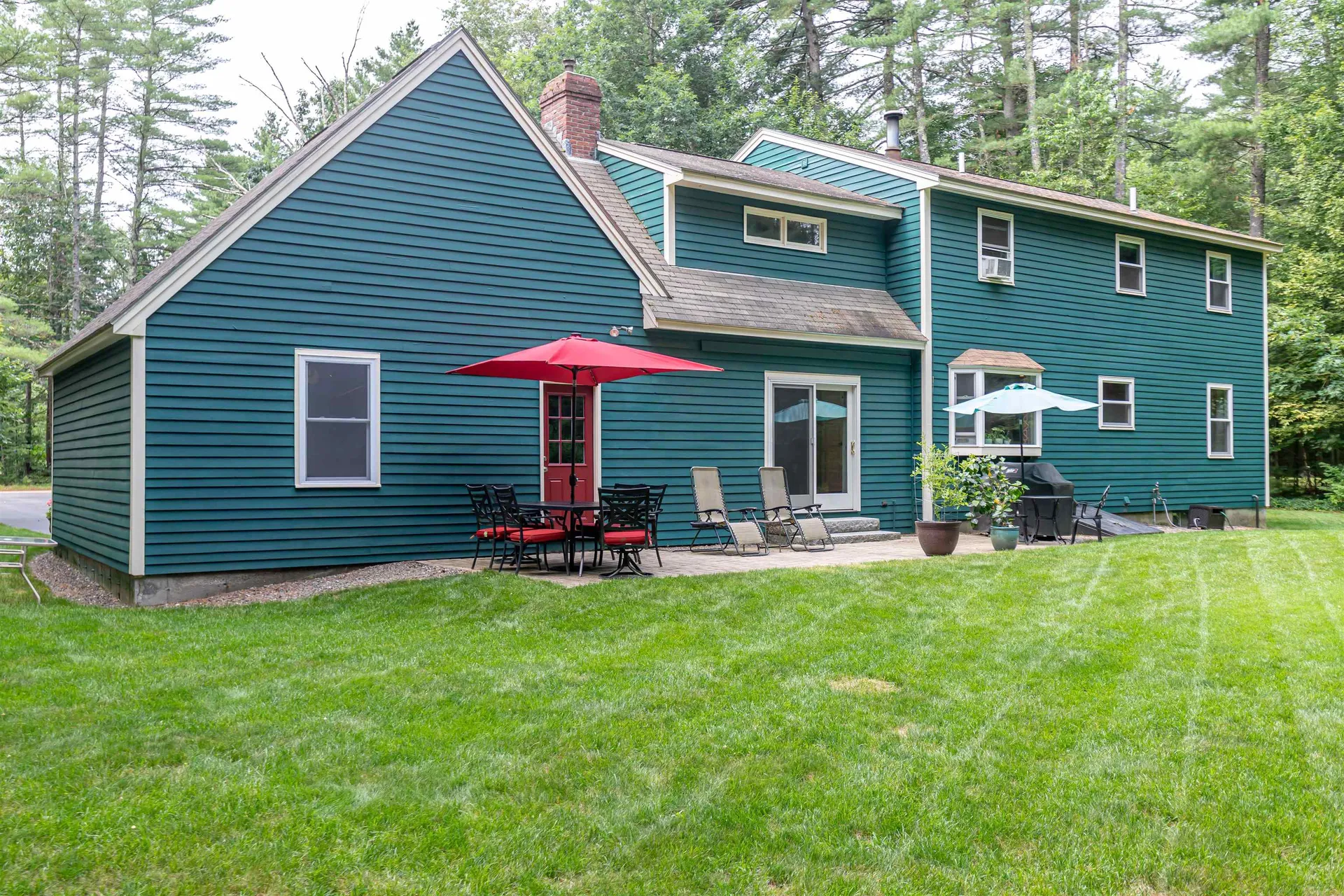 14 Briarwood Lane Amherst NH 03031