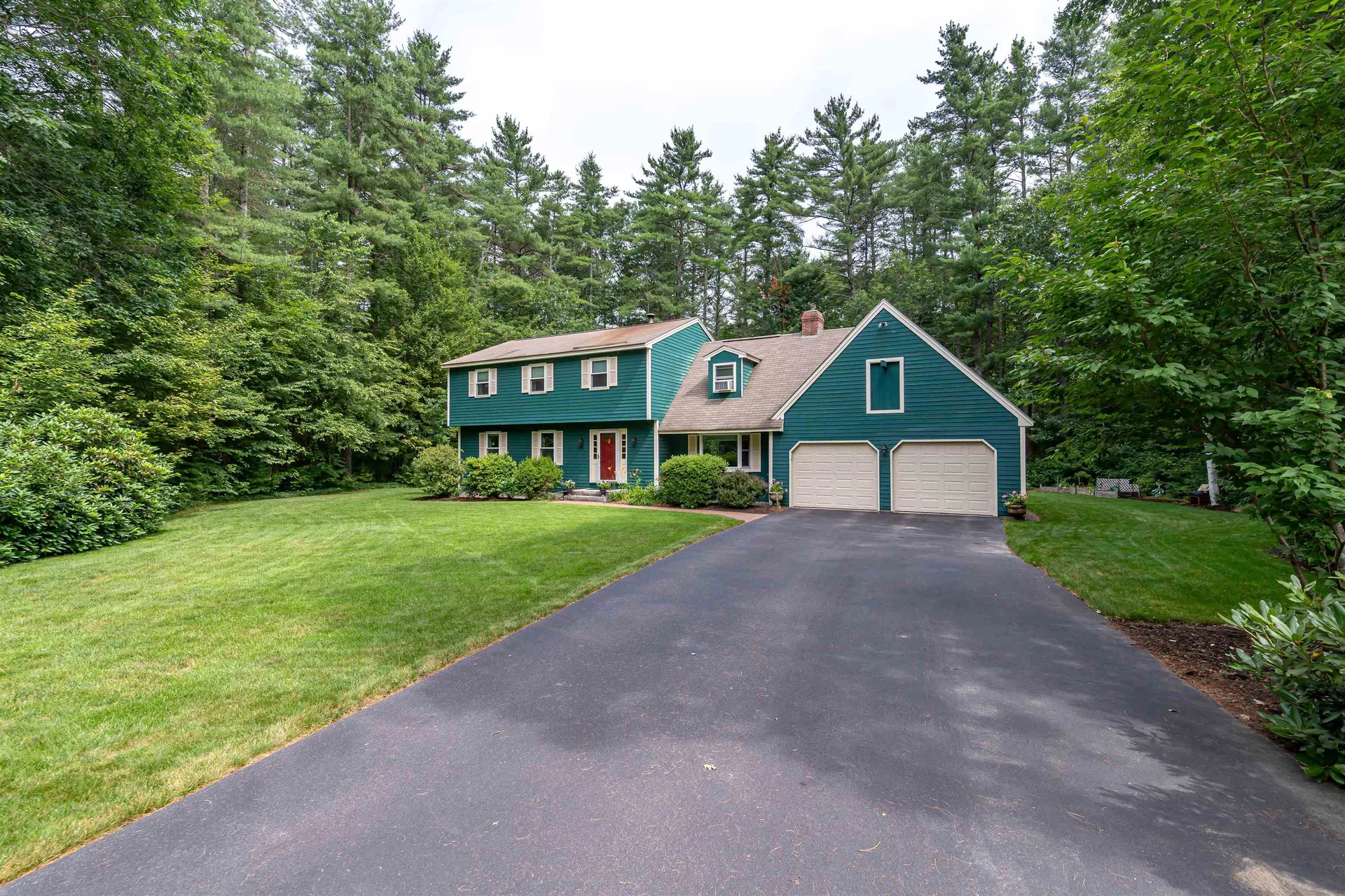 14 Briarwood Lane Amherst NH 03031