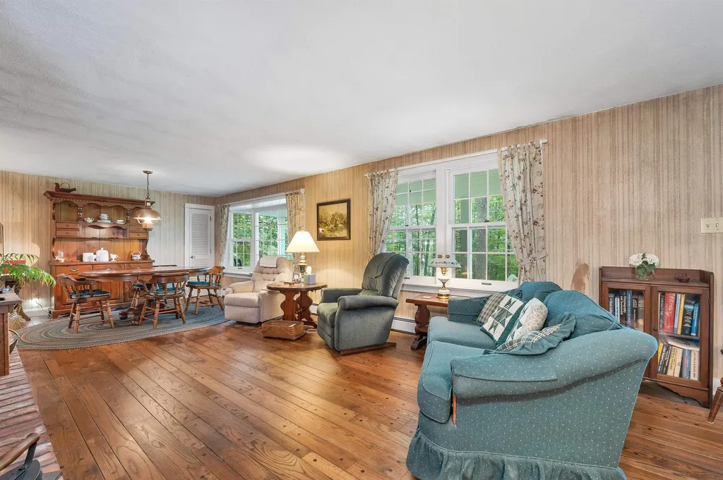 195 Sewall Road Wolfeboro NH 03894
