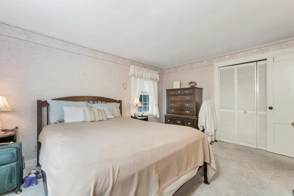 195 Sewall Road Wolfeboro NH 03894