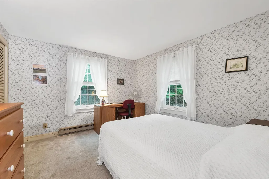 195 Sewall Road Wolfeboro NH 03894